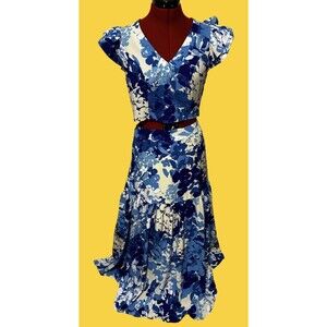 Sugarlips Women's Blue Floral Two Piece Set Top And Skirt Size Small